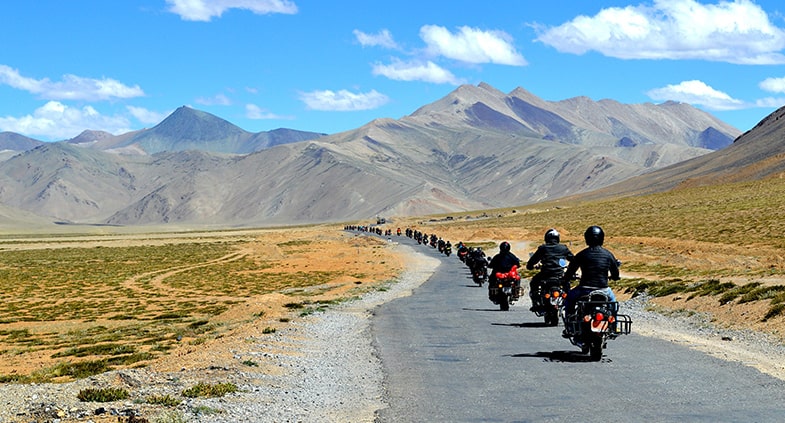 manali to leh ladakh bike trip
